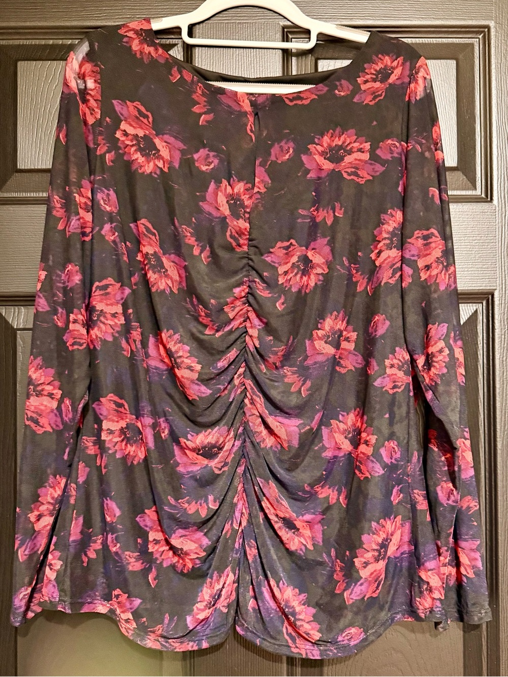 Lane Bryant Black Long-Sleeve Floral Ruched Top